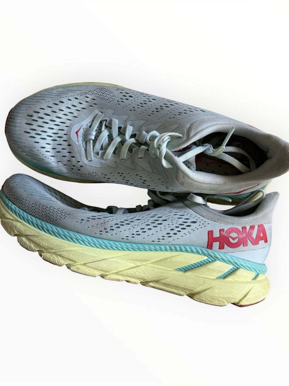 Hoka One One Clifton 7 running shoes in a light mint green colorway size 9.5